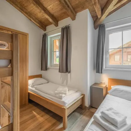 Dom wakacyjny Detached Luxury With Sauna Niedernsill